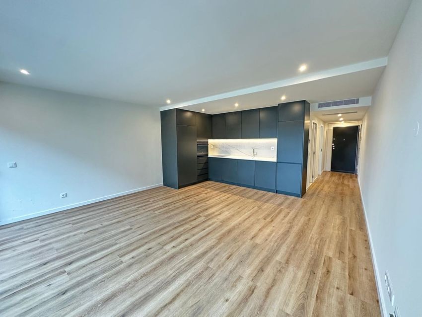 Imagem de apartamento t1 em Avenida João Silva Pinto, 501