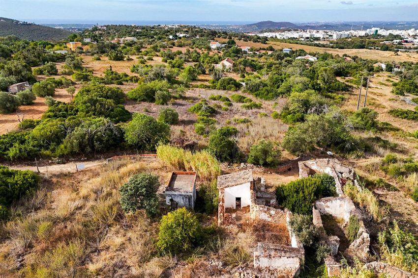 Imagem Vistas de terreno em Rua Garcia Domingues, 5