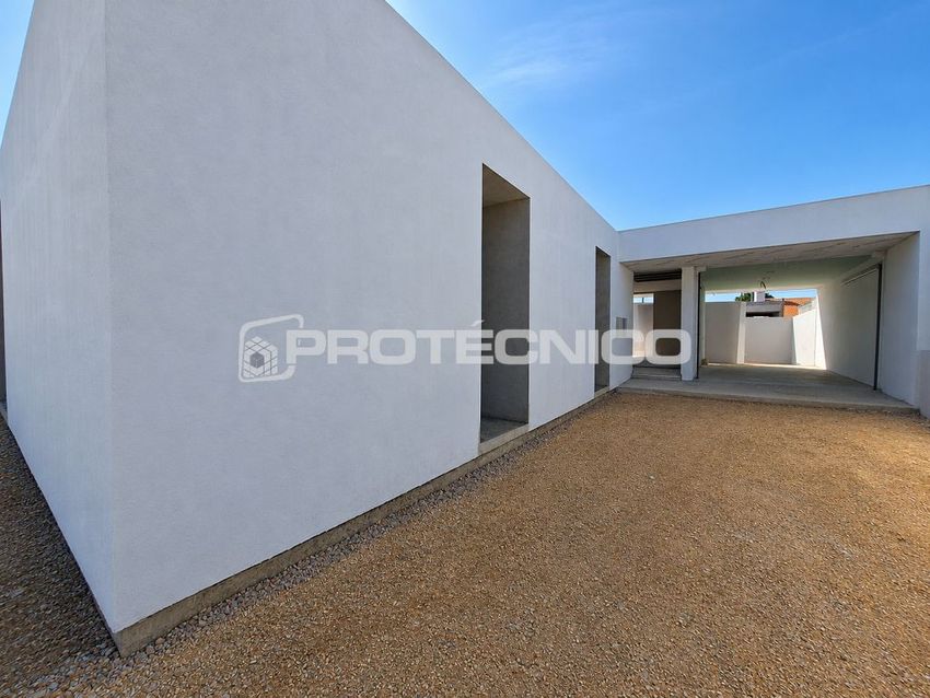 Imagem Fachada de  moradia independente em Gafanha do Carmo