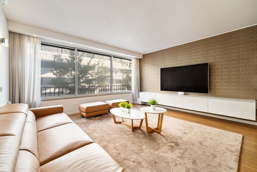 Imagem Sala de estar de apartamento t3 em Rua Nova dos Mercadores