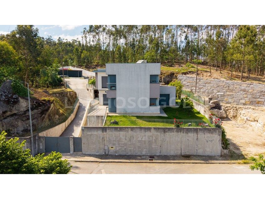 Imagem Fachada de  moradia independente em Nossa Senhora do Amparo