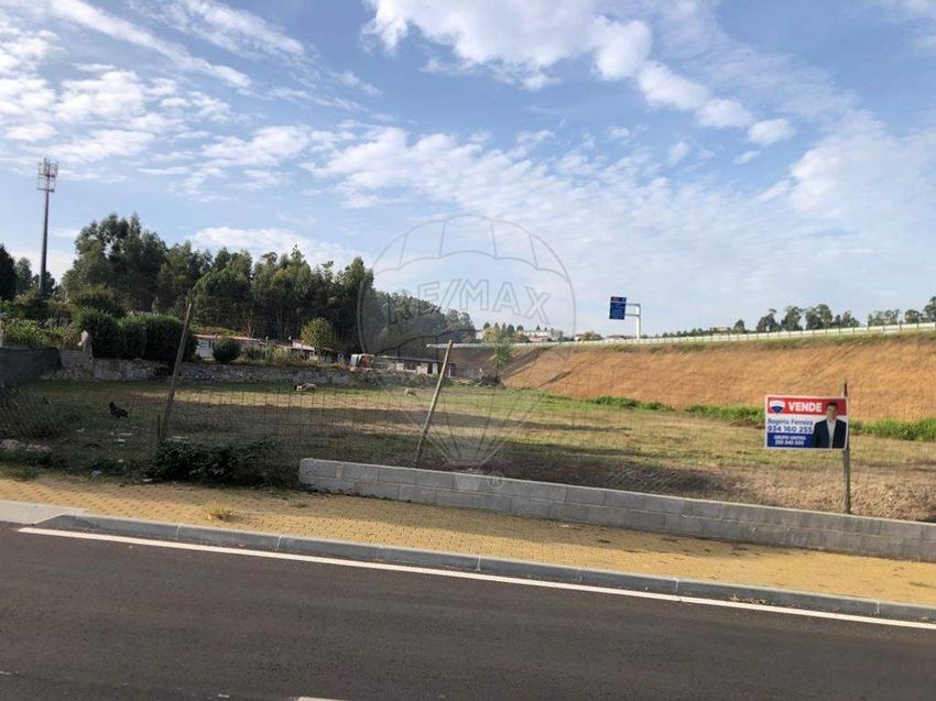 Imagem de terreno em Aveleda