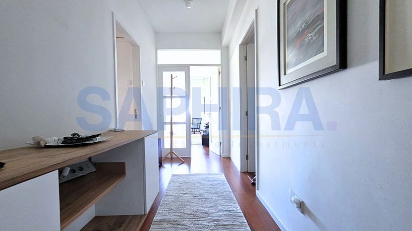 Imagem Corredor de apartamento t4 em Rua do Campo Alegre s/n