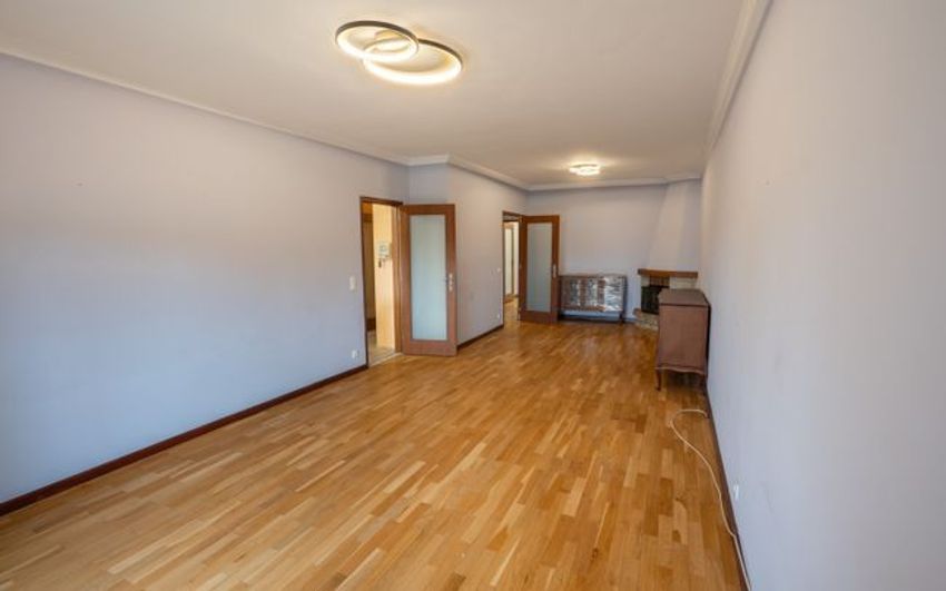 Imagem Sala de jantar de apartamento t2 em Rua Infante Dom Henrique