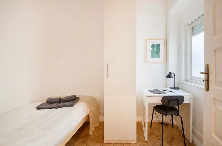Imagem Quarto de quarto em Avenida de Berna, 35
