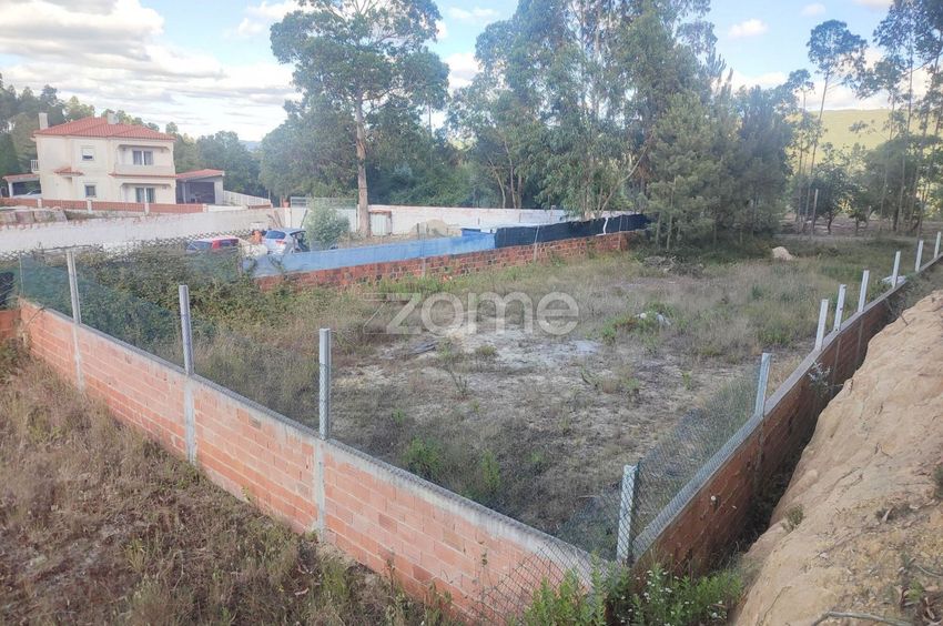 Imagem Terreno de terreno em Estrada da Ladeira Pires s/n