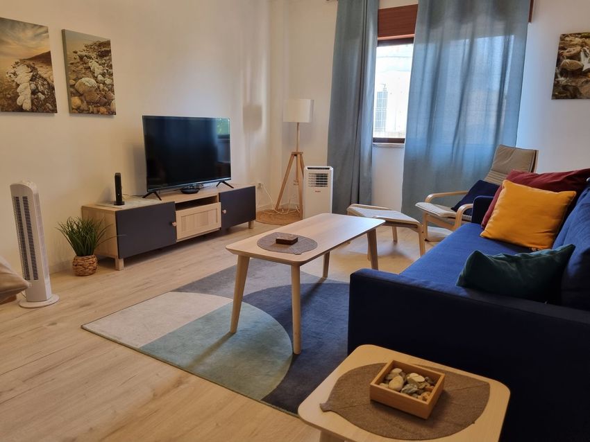 Imagem Sala de estar de apartamento t2 em Rua Batalha do Viso, 89