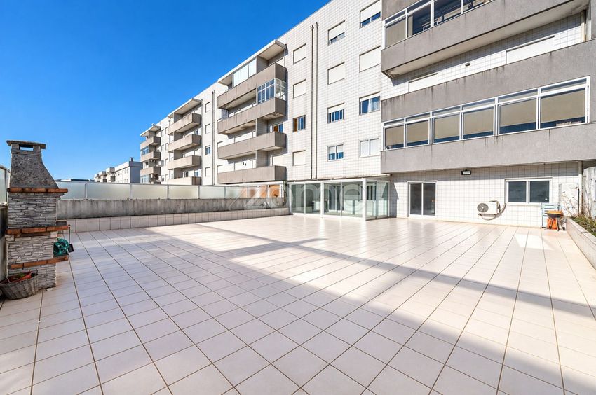 Зображення Двір, квартира t3, Rua da Quinta da Armada, 94