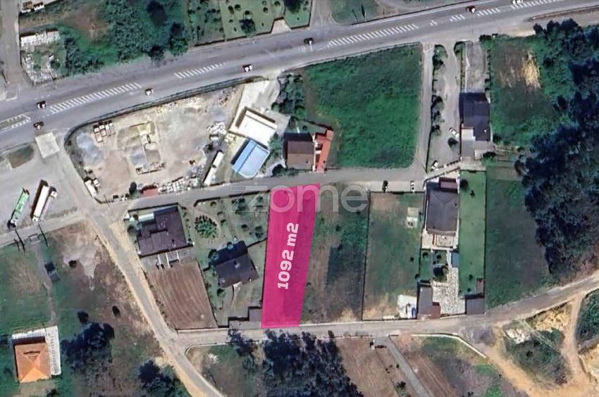 Imagem de terreno em Rua da Fonte de Calves s/n