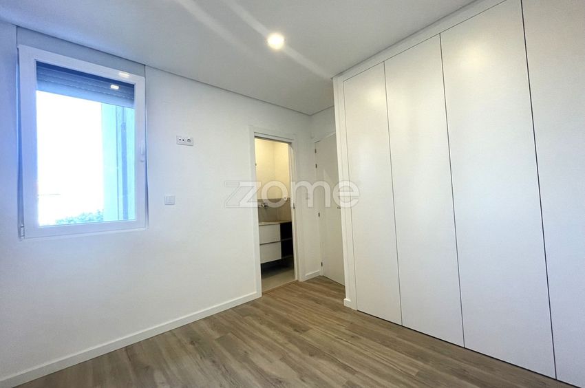 Зображення Спальня, квартира t4, Rua Pinheiro Borges, 22
