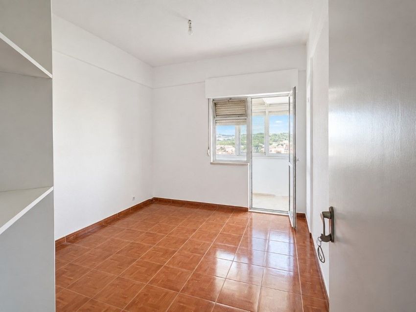 Imagem Sala de estar de apartamento t1 em Reboleira - Atalaia
