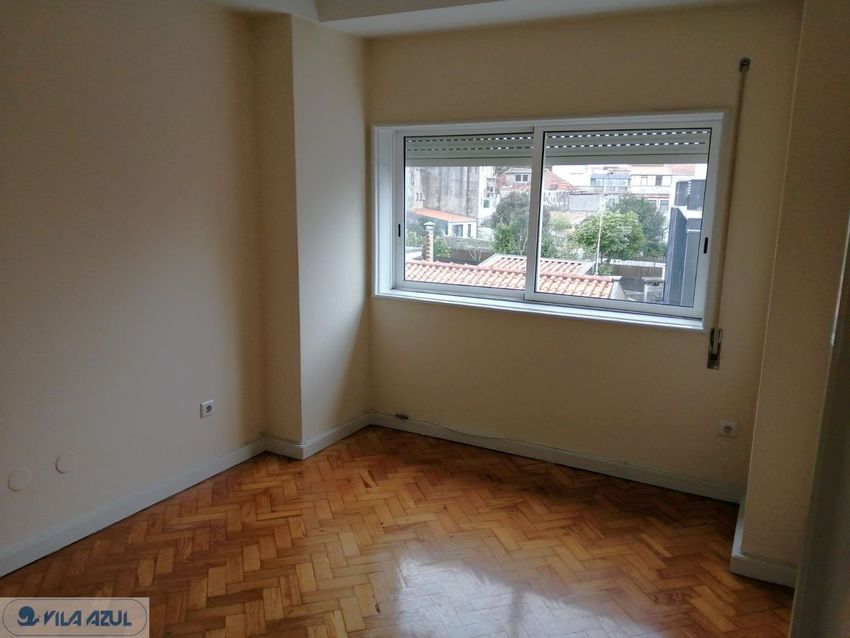 Imagem Divisão de apartamento t1 em Bairro das Artes