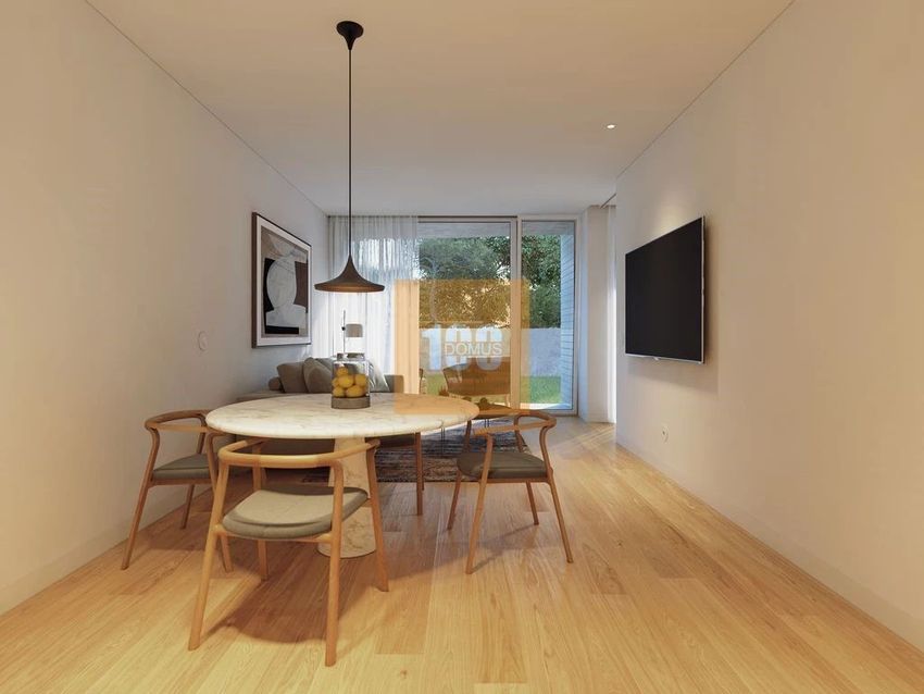 Imagem Sala de estar de apartamento t0 em Rua das Carvalheiras, 101