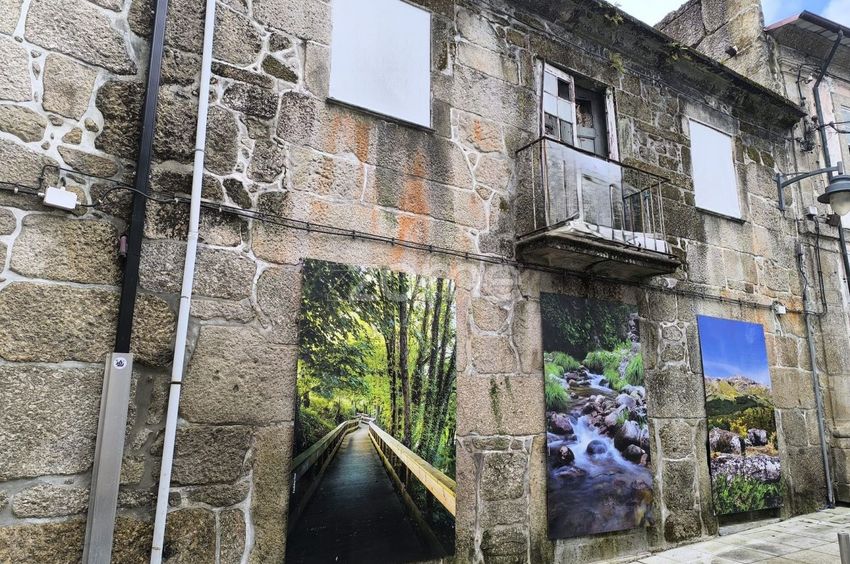 Imagem Fachada de prédio em Rua Amorim Soares s/n