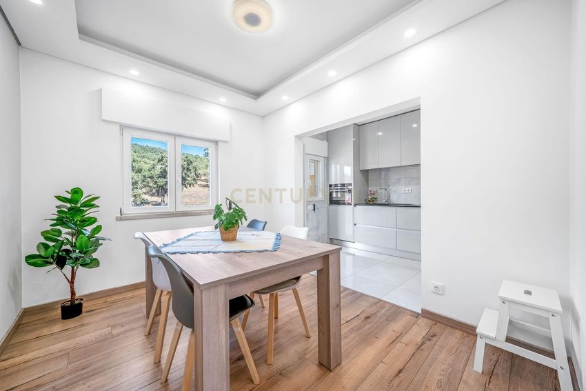 Зображення Кухня, квартира t3, Rua Maria Eugénia Mascarenhas Neutel Dias Ferreira, 40