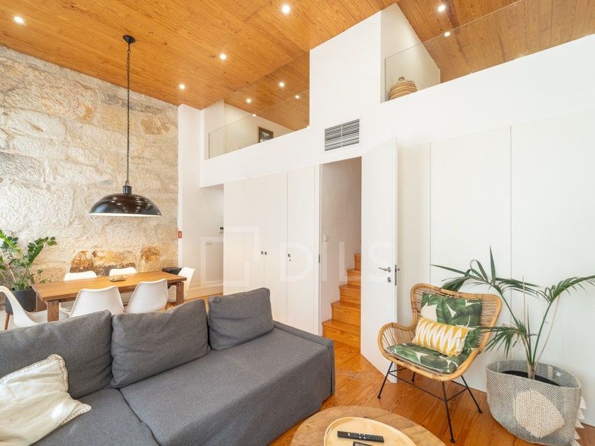 Imagem Sala de estar de apartamento t3 em Rua de Santo Ildefonso
