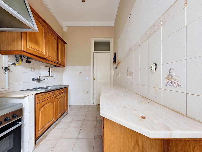 Imagem Cozinha de apartamento t2 em Rua Lopes
