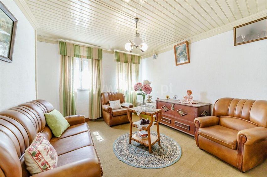 Imagem Sala de estar de  moradia em banda em Casegas