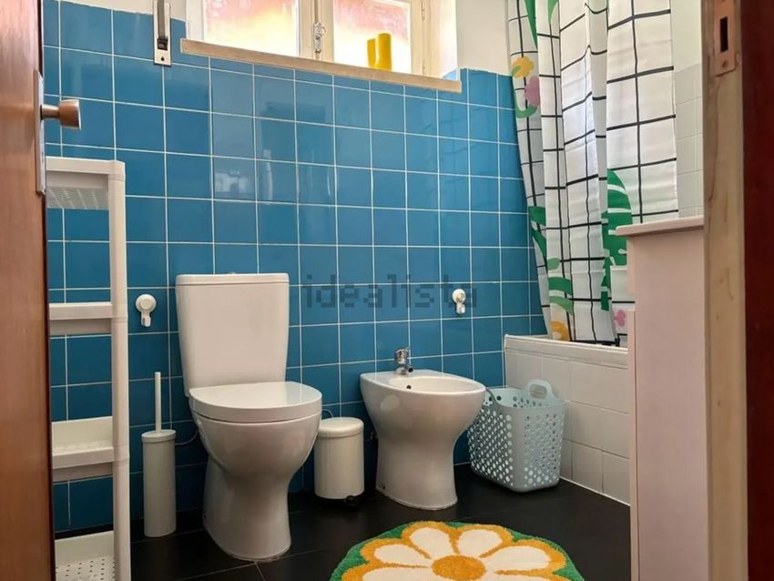 Imagem Casa de banho de quarto em Rua Teodoro, 70