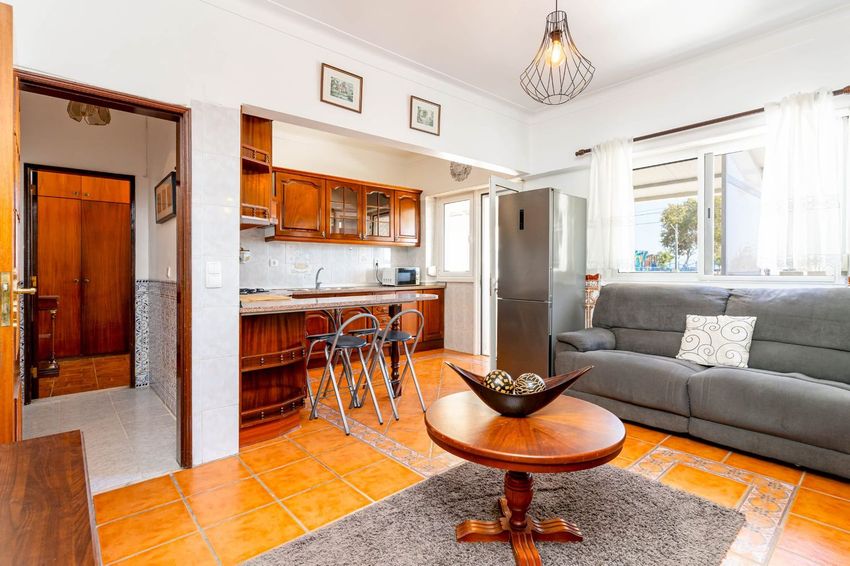 Imagem Sala de estar de apartamento t3 em Rua João Luís da Cruz, 10