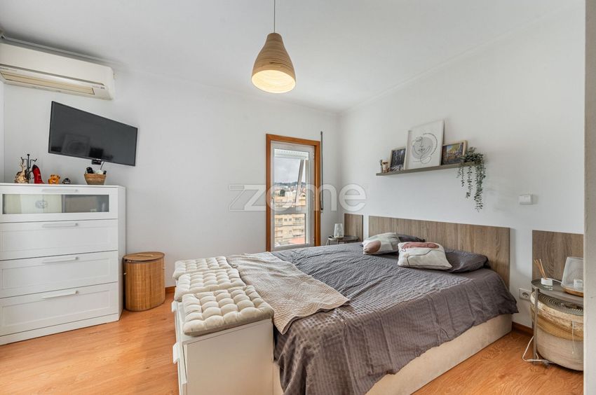 Зображення Спальня, квартира t3, Avenida Doutor Fernando Melo, 261