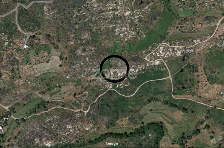 Imagem de terreno em Estrada Sem Nome