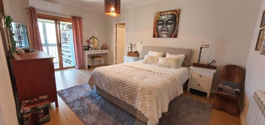 Imagem Quarto de apartamento t3 em Rua Ferreira de Castro, 27