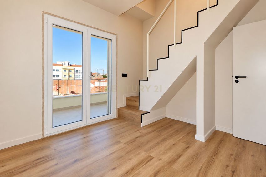 Imagem de duplex em Rua Gaspar Nunes, 25