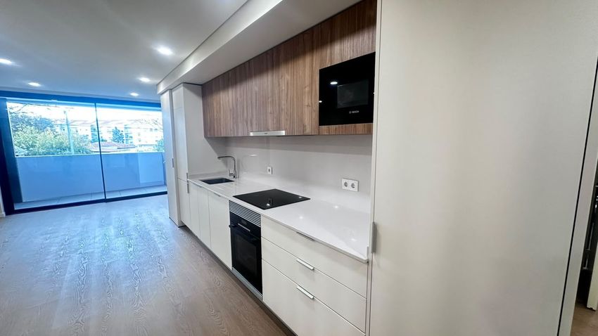 Imagem Cozinha de apartamento t2 em Rua das Cardadeiras s/n