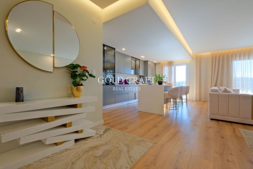 Imagem Sala de estar de apartamento t4 em Avenida Descobertas
