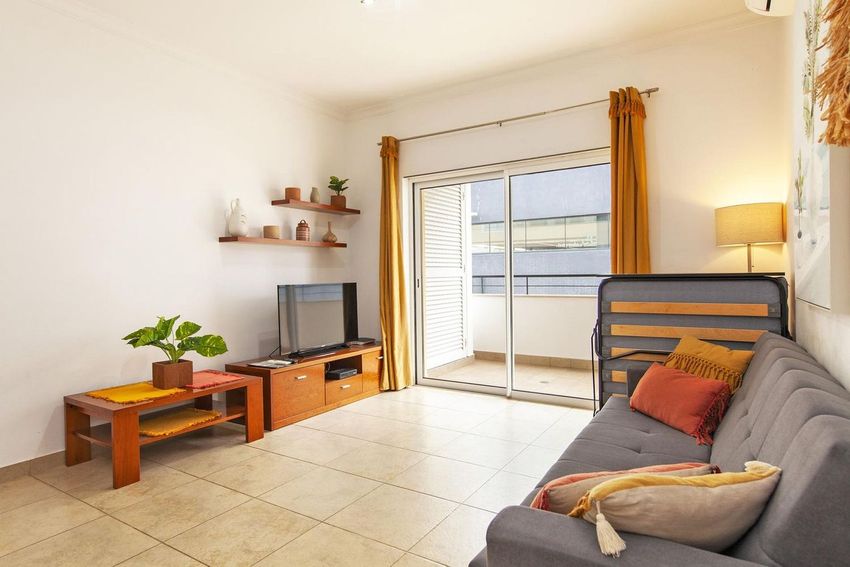 Imagem Sala de estar de apartamento t1 em Rua do Cerro das Mós