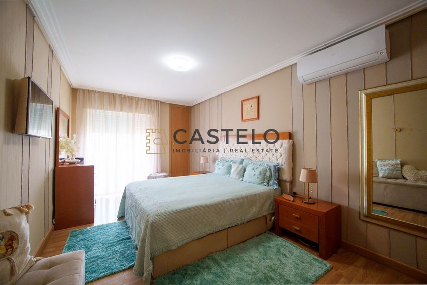 Imagem Quarto de apartamento t2 em Urbanização Turolhão