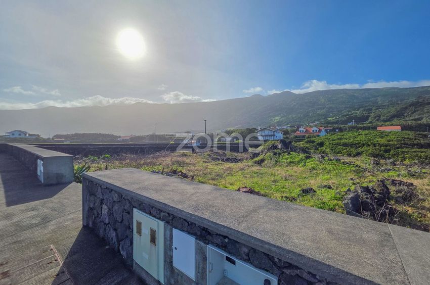Imagem Terreno de terreno em Prainha