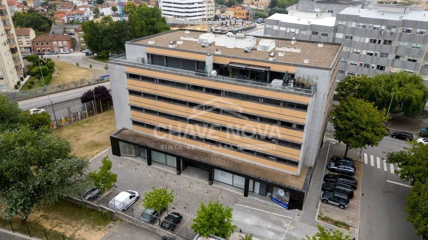Imagem Vistas de apartamento t4 em Barrosa - Devesas - Telheira do Meio