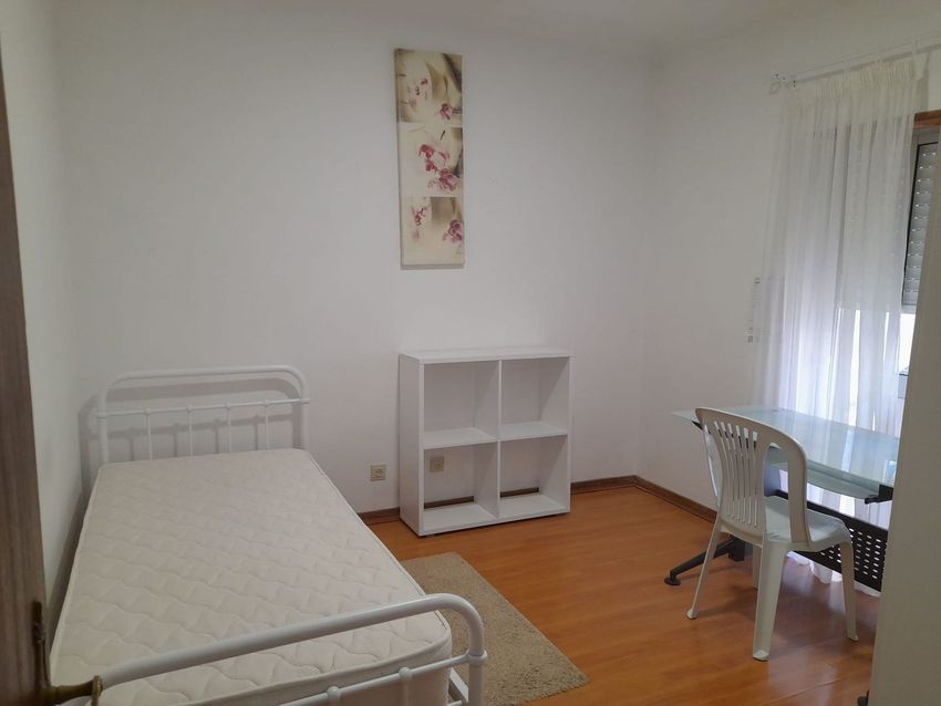 Imagem Quarto de quarto em Avenida Doutor Dias da Silva
