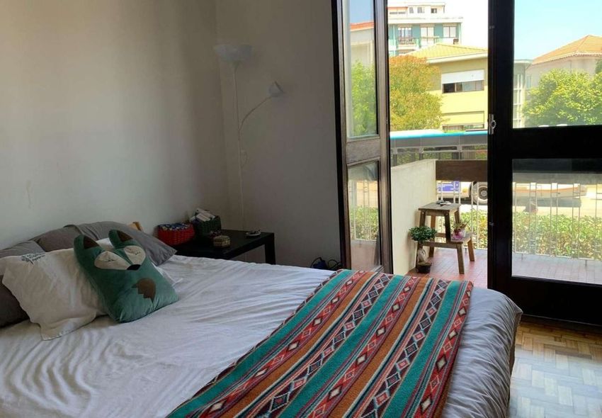 Imagem Quarto de quarto em Rua Francisco Sanches