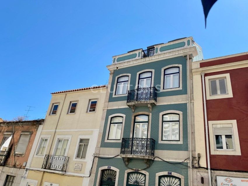 Imagem Vistas de apartamento t2 em Rua do Vale de Santo António