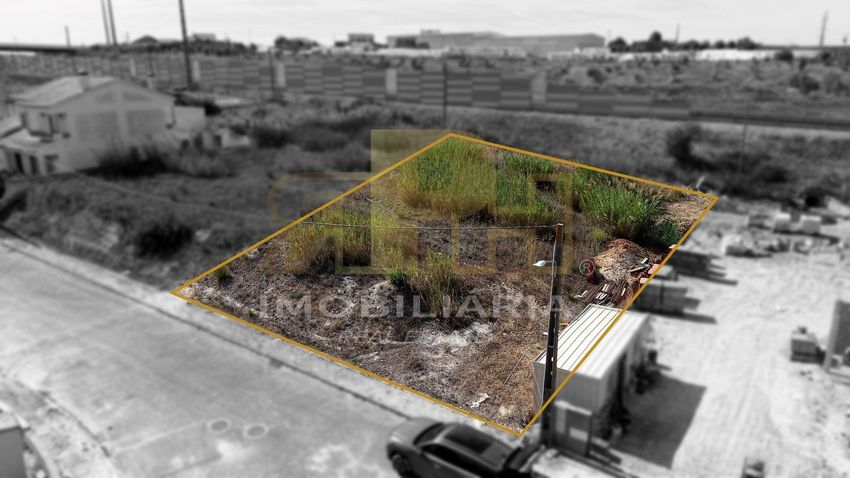 Imagem Terreno de terreno em Cidade de Santarém