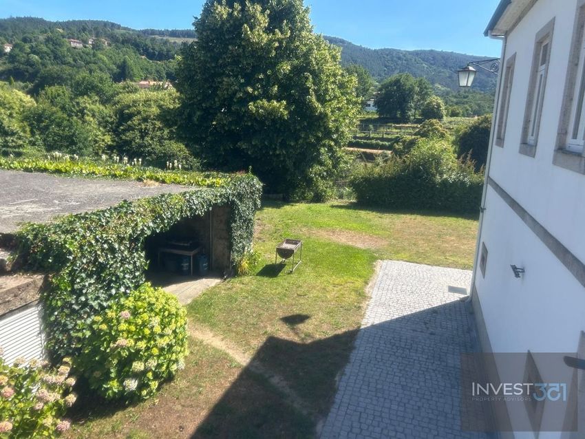 Imagem Jardim de  moradia independente em Covas