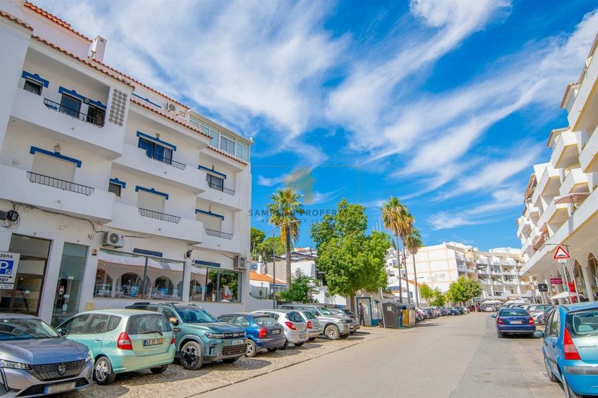 Imagem Vistas de apartamento t2 em Centro de Carvoeiro