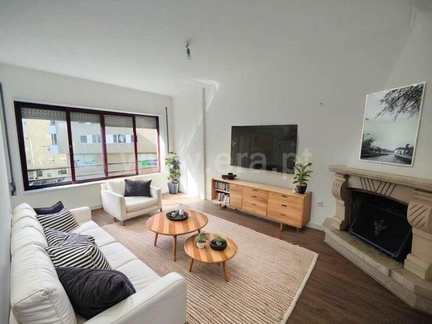 Imagem Sala de estar de apartamento t2 em Liceu - Paço do Rei