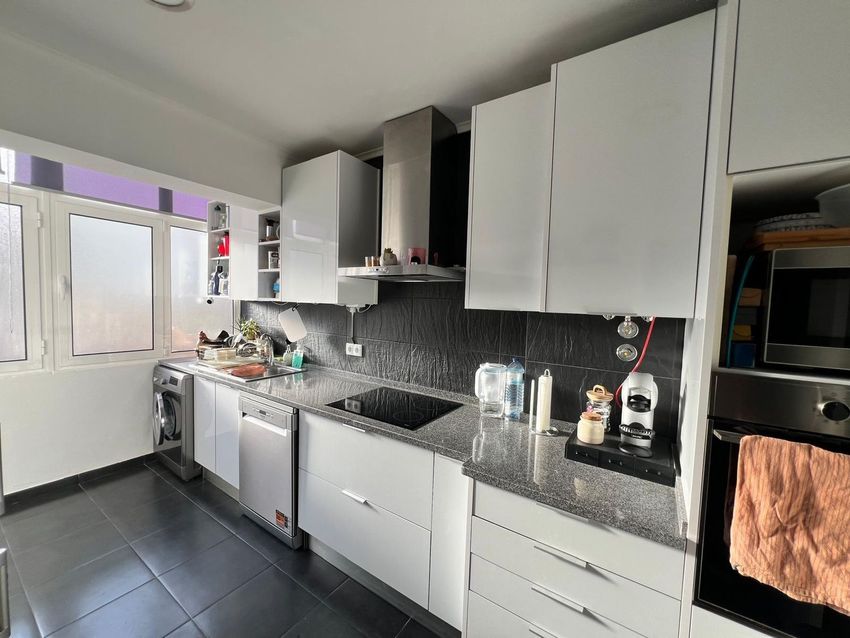 Imagem Cozinha de apartamento t2 em Rua Dom Carlos i