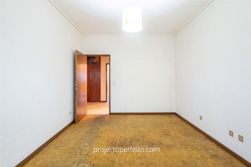 Imagem Divisão de apartamento t2 em Anta
