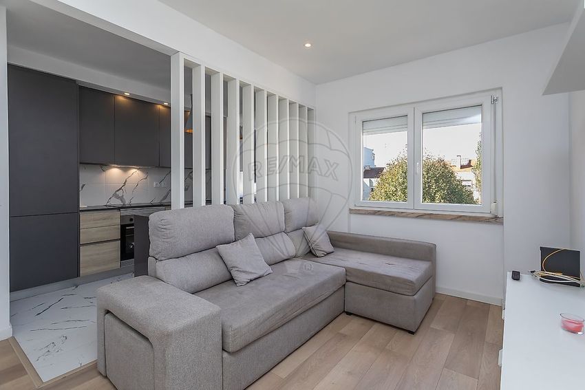 Imagem Sala de estar de apartamento t2 em Casal de Santa Filomena