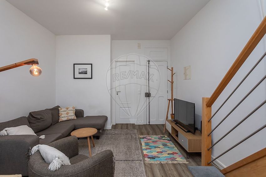 Imagem Sala de estar de apartamento t2 em Rua Nery Delgado
