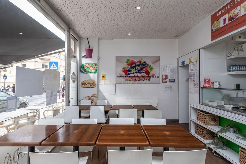 Imagem Cozinha de espaço comercial em Rua Doutor António Martins
