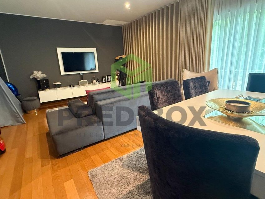 Imagem Sala de estar de apartamento t3 em São Bernardo