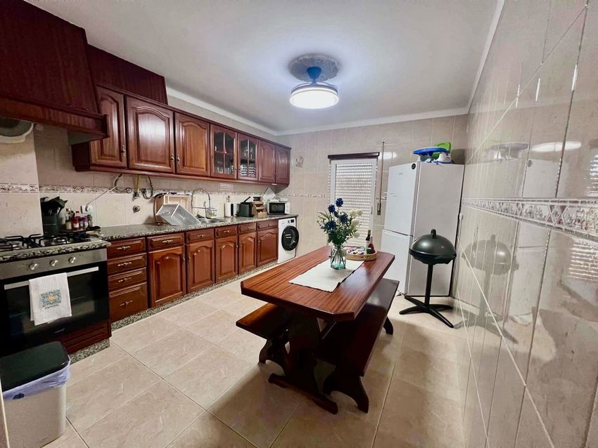 Imagem Cozinha de apartamento t3 em Peniche