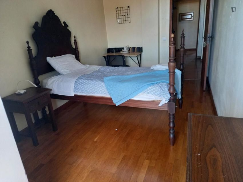 Imagem Quarto de quarto em Avenida João das Regras
