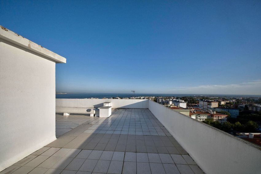 Imagem Vistas de apartamento t3 em Avenida Ultramar